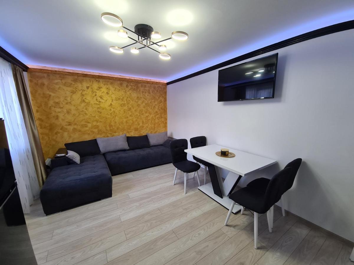 Diamonds House 2 Apartment Lupeni  Luaran gambar