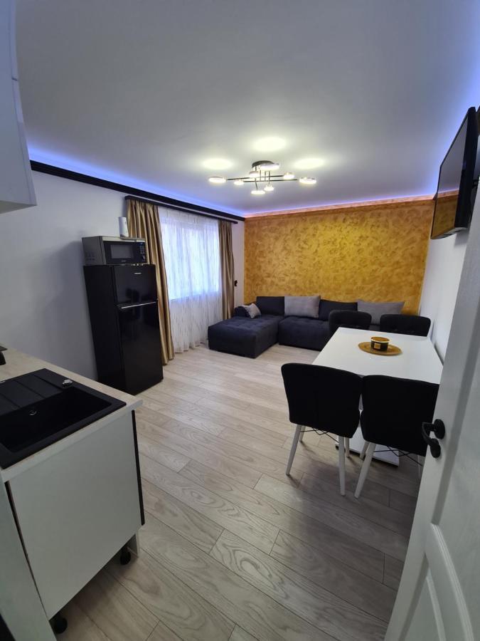 Diamonds House 2 Apartment Lupeni  Luaran gambar